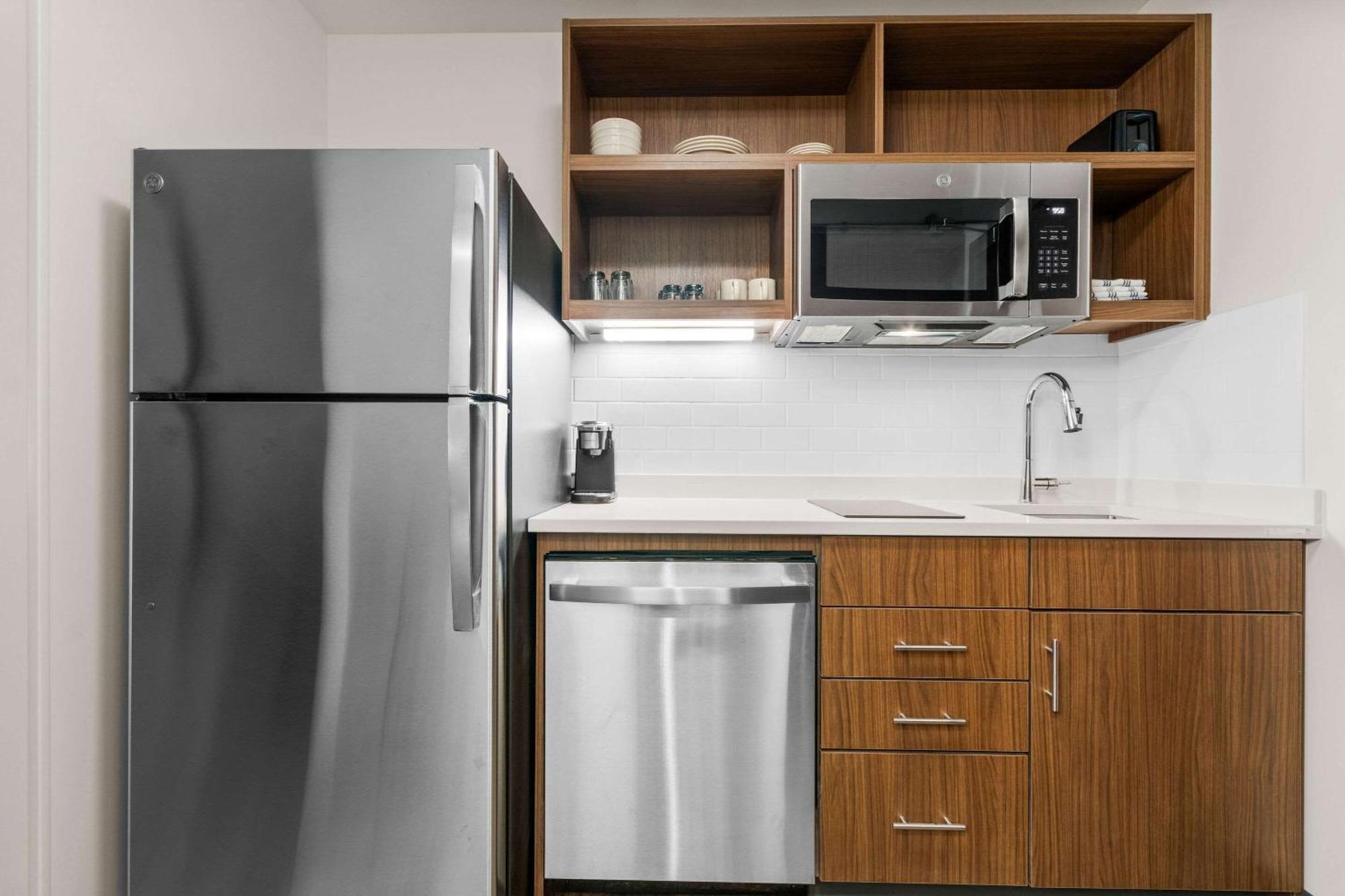 Everhome Suites Lexington - Horse Park エクステリア 写真