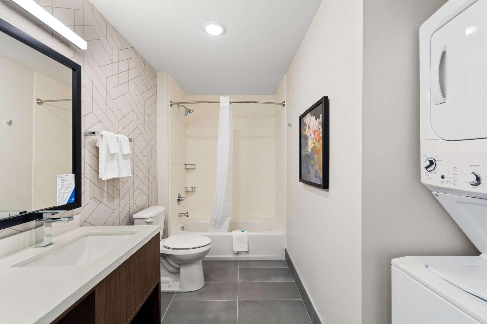 Everhome Suites Lexington - Horse Park エクステリア 写真